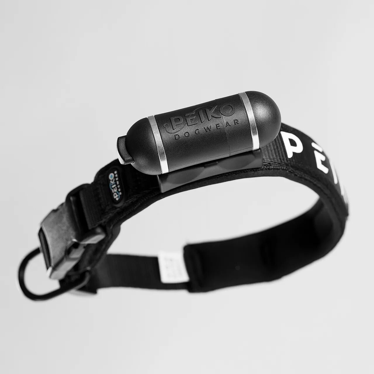 PEIKO® Quickleash™ Dogcollar With Built-in Retractable Dog Leash